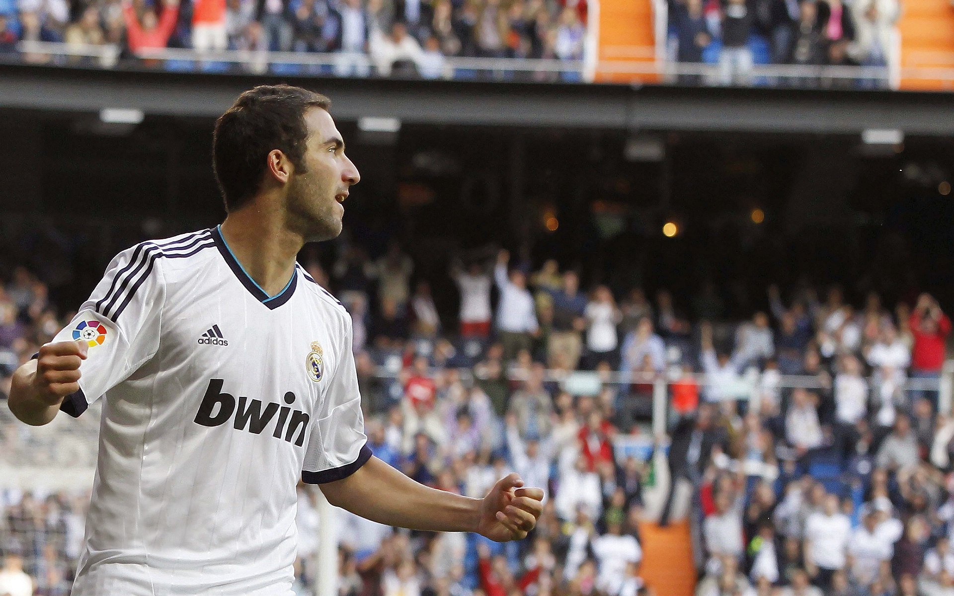 爱游戏 电竞-莫莉冲刺力惊人 决胜关键在后程，莫莉 卞